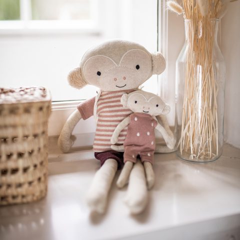 AKTION : Kuscheltier Affe mit Baby, rot/aubergine, 40cm