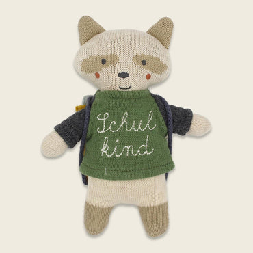 Waschbär „Schulkind“ mit Schulranzen und Shirt in grün/blau Kuscheltier