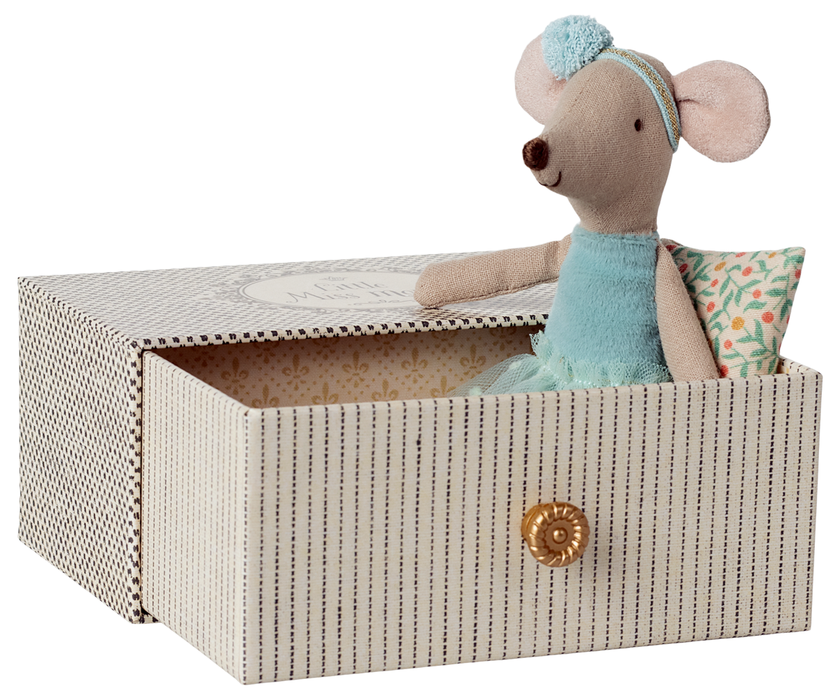 Tanzmaus im Tagesbett, Kleine Schwester